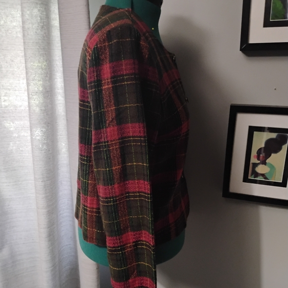 Vintage Fall Plaid Blazer with Leaf Pin, Sz 14 - Picture 4 of 8
